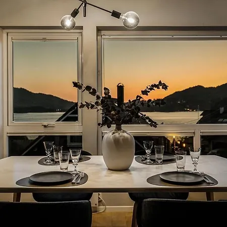 4 Bedroom Close To Bergen Hagavik